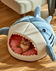 Enclosed Warm Shark Cat Bed